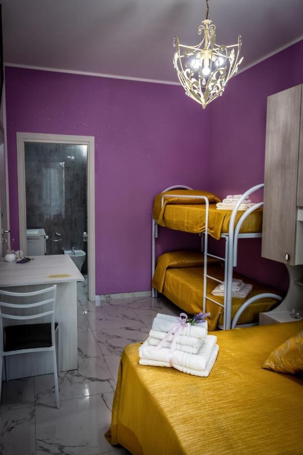 Le Colonne Panzió Racale Kültér fotó